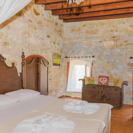 Tas Butik Otel מלון *