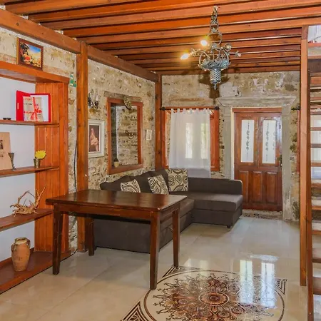 מלון Tas Butik Otel *